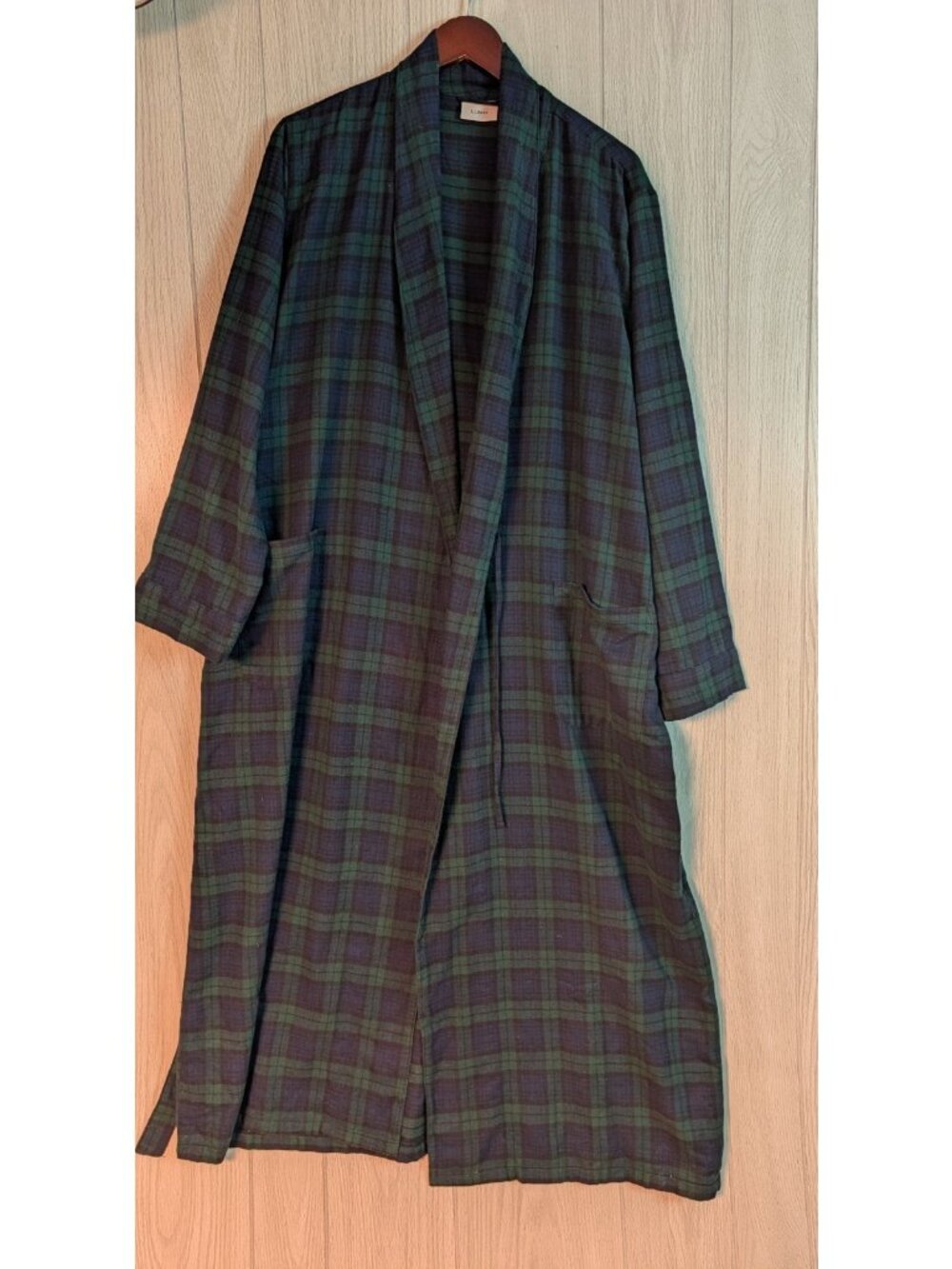 L.L. Bean Green Blue Plaid Flannel Robe XL 100% Cotton, Pockets, Tie, Soft